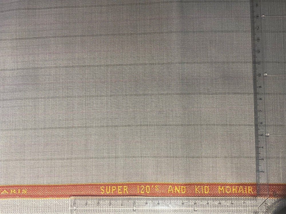 S.T. Dupont Light Gray 70% Super 120s & 30% Mohair English Suiting 3.2m 230g/m