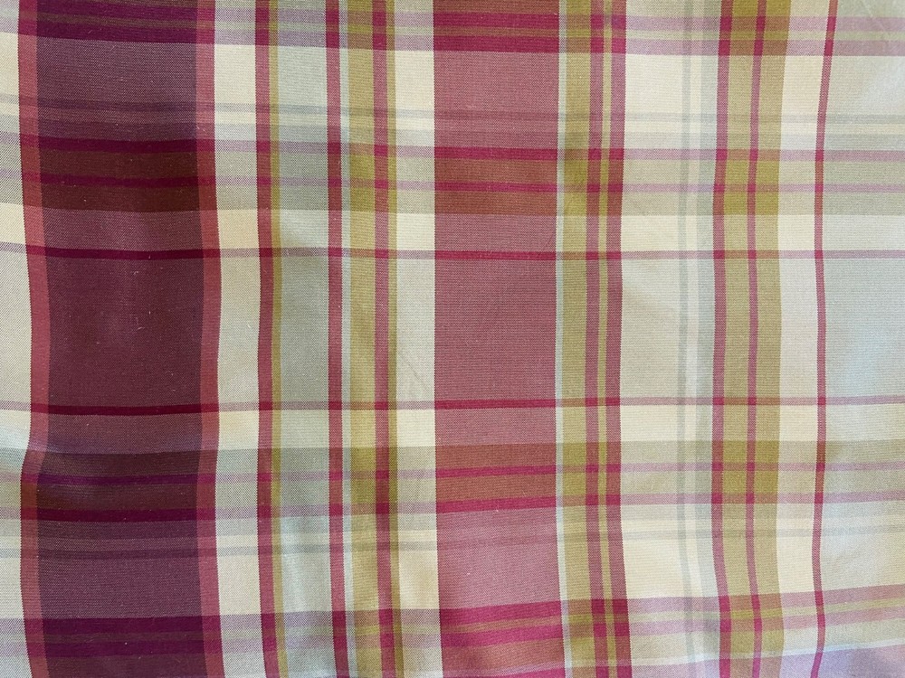 Lee Jofa Burgundy Dupioni Silk Fabric – Small Checked Pattern – Designer Textil