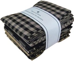 Dunroven House Black Homespun Fat Quarter Bundle 100 Cotton 12 Pieces 18X22 Inch
