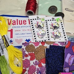 Slow Stitching Lot Fabric Scraps Embroidery Floss Buttons Trim Ribbon Sew 1 Lb