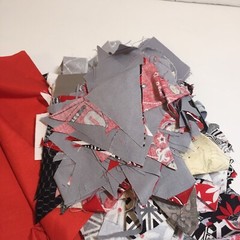 1 Pound 2 Ounces Cotton Print Fabric Quilt Scraps Leftovers Ohio State S