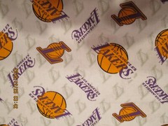 LA LAKERS NBA 44″ WIDE 100% COTTON 1 YARD PIECE BRAND NEW DESIGN