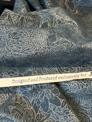Chrysanthemum Print Cotton Quilting Fabric Blue Silver Shimmer JoAnn 38″ X 44″