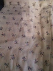 COTTON FABRIC LOT – LIGHTWEIGHT OFF-WHITE/CREAM FLORAL TEXTURED EYELET