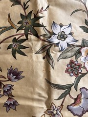 Vintage Margin Designs Floral Chintz Polished Cotton Fabric 3.63 yards 56″ Wide