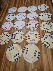 18 Wonderful Vintage Cotton Quilt Circle Squares. 18”Diameter Round Handstitched
