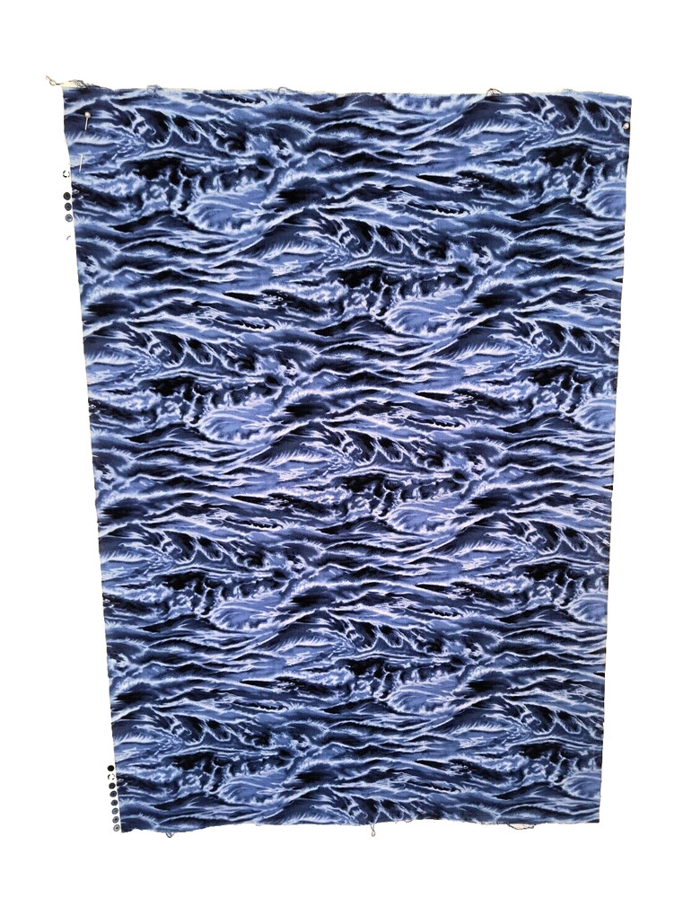 New Hoffman International Fabrics 19″ x 27″ Cotton Nature’s Elements Blue Waves