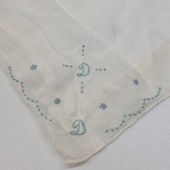 Vintage Linen Scrap Lot For Quilting & Crafting Florals Emroidery Lace Lot X 14