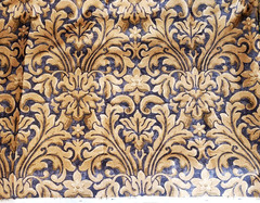 HOME SIGNATURE Vintage NOS- 5 Yds x 96″ Wide – Gold & Blue/Gray Damask Fabric