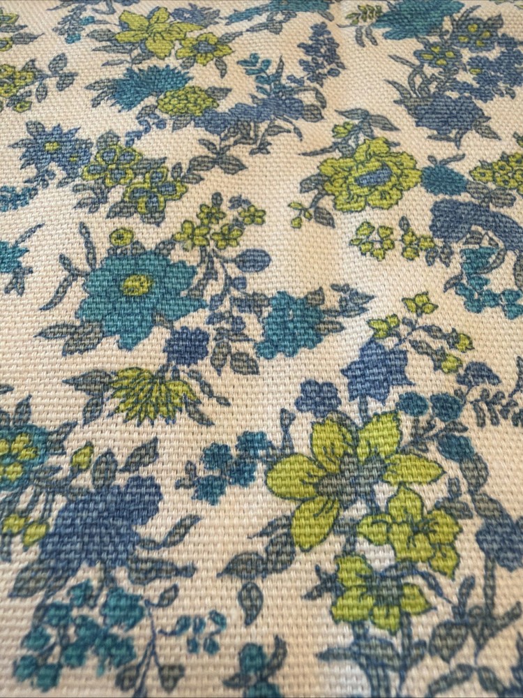 Vintage Weilwood Turquoise, Blue & Green on Cream Floral Cotton fabric 31″x44″