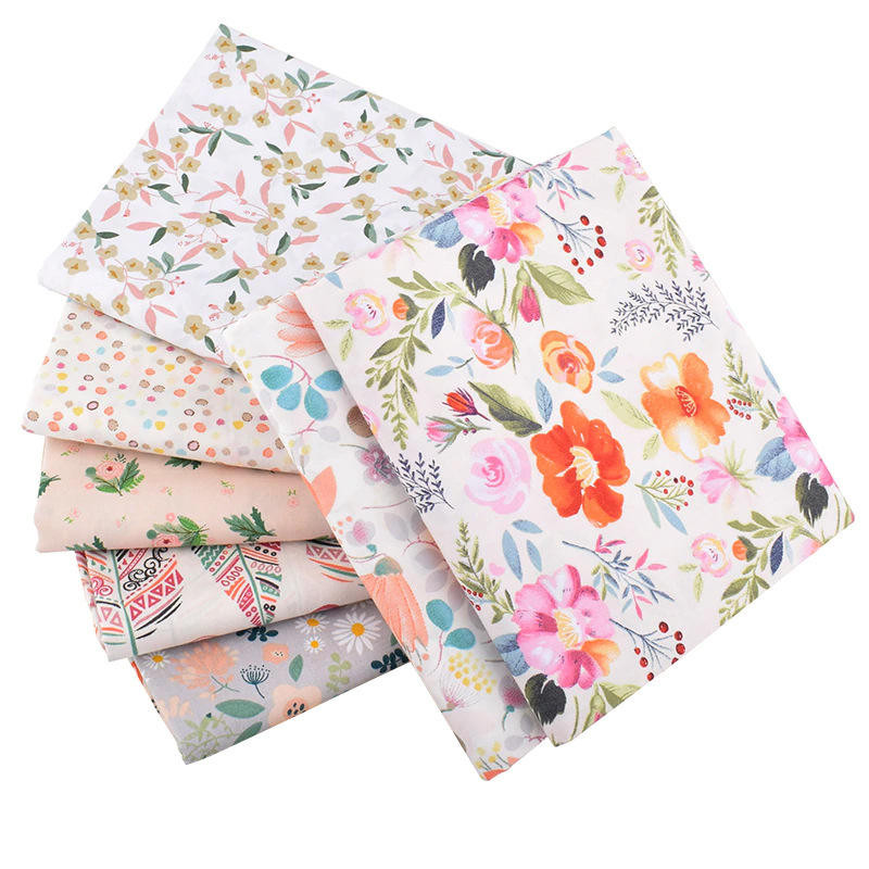 CraftsFabrics 7Pcs/lot White Floral Fat Quarter 100% Cotton Twill Printed Fabric