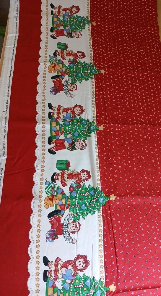 Raggedy Ann & Andy Christmas Border Hearts Fabric