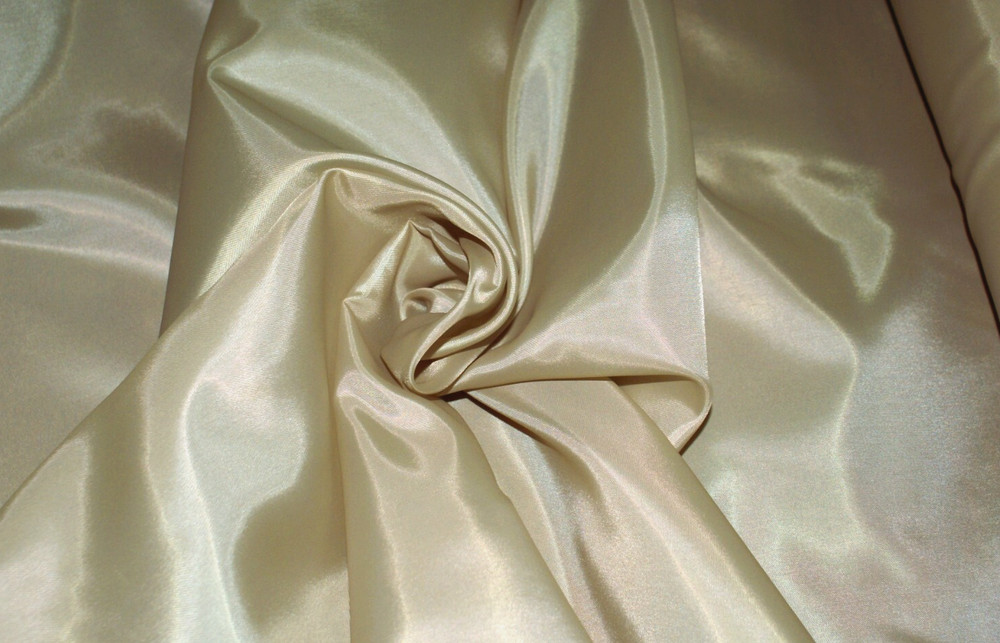 2.5m Lots – BEIGE Charles Parsons Lining, Interlining Fabric, 120cm Wide