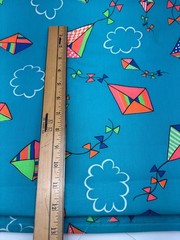 Bright Kite Print Cotton Fabric 1/2 yard x 46″ Blue Quilting Sewing Crafts