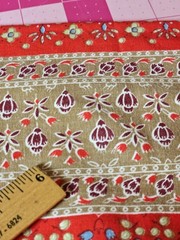 Vintage Border Print Fabric Flowers Beige Red Blue 1 Yds 21″ L x 41″ W Cotton