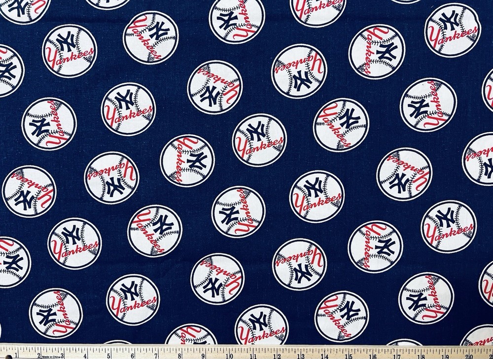 VINTAGE NEW YORK YANKEES MLB Baseball, 18 Inch (18”x58”) 100% Cotton Fabric New