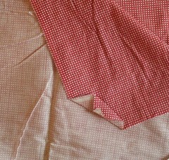 General Fabrics Cotton Quilt Fabric MINI STARS DOTS on RED 45″W x 3⅓ Yards
