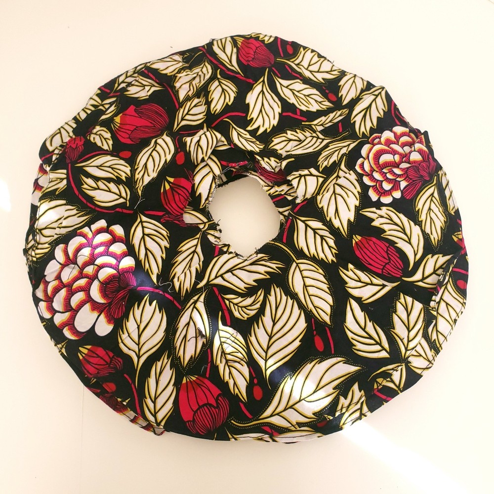 Fabric Scraps For Crafting Varies of Sizes and Fabric Types- Floral Circle 7oz
