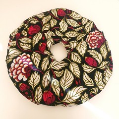 Fabric Scraps For Crafting Varies of Sizes and Fabric Types- Floral Circle 7oz