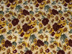 1/2+ Yd Vintage Springs Cotton Fabric Golden Yellow Daisies & Dark Red Mums