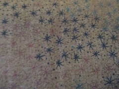 4 YDS NORTHERN LIGHTS BROWN BACKGROUND W STARS 100% COTTON BENARTEX OOP