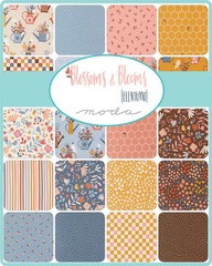 MODA – Blossoms and Blooms by Elena Amo – Bees Novelty – Powder Blue 1/4yd