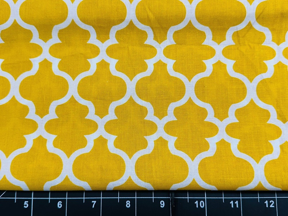 Tina Scrap 9″x21″ Leaves Moroccan Tile Mosaic Simple Yellow White Cotton Fabric