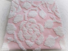 sculpted rose pink vtg chenille bedspread fabric, stylized roses quilt material