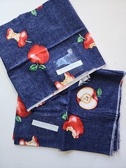2x Lot Blue Red Apple Print Cotton Sewing Craft Quilting Fabric Interior