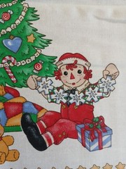 Raggedy Ann & Andy Christmas Border Hearts Fabric