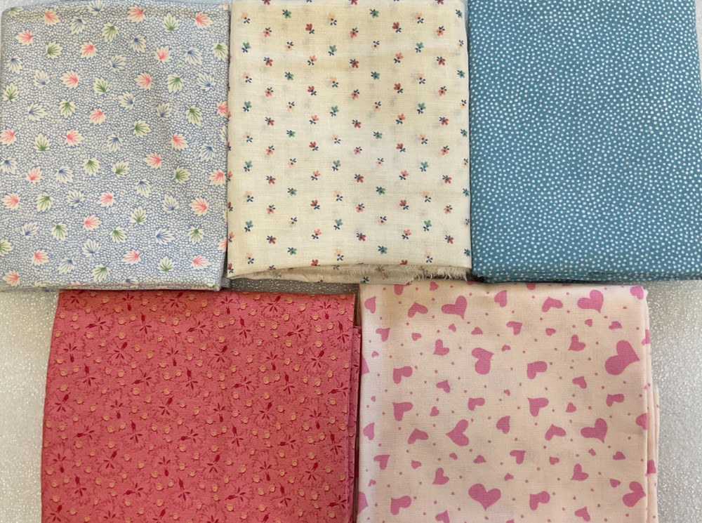 PACK #3 – 17″ x 22″ – 5 PIECE BUNDLE OF COTTON PRINT – PINK & BLUE