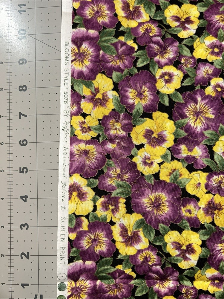 Blooms Style 5076 Pansies Hoffman Int. Cotton Fabric 1/2 Yard (18” By 44”) New