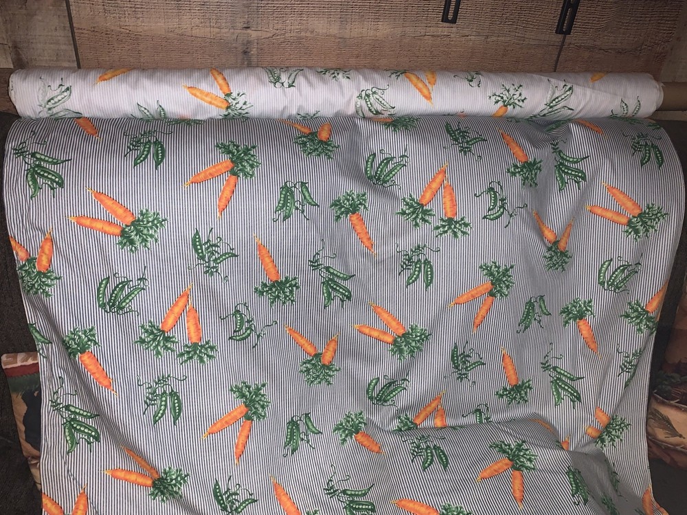 Vintage Singer Carrots Cotton Fabric HUGE Piece 39’ Foot x 45” Wide 13 Yards