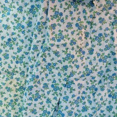 Vintage 60s Blue & White Cotton 5 yds Floral Grid Pattern 37W x 182L Lightweight
