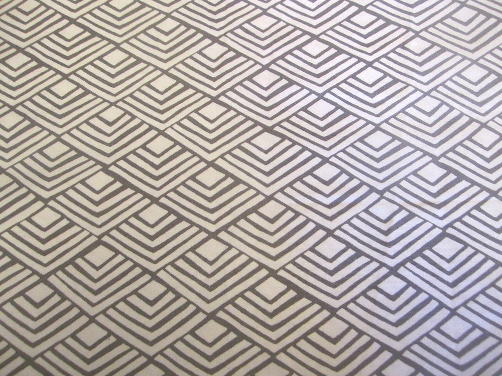 Better Homes & Gardens Cotton Fabric Geometric Fan Gray White Print 2yd x 44