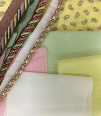 Pastel Paisley Quilting Remnants With 3 Pieces Of Trim Green Yellow Pink White