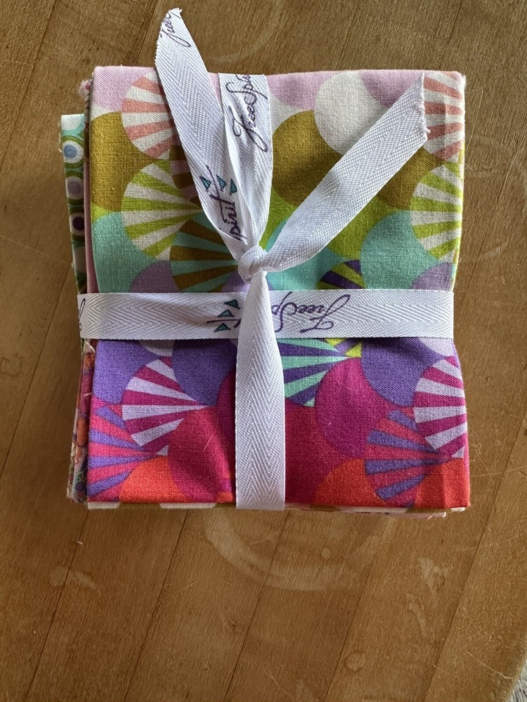 Parisville Deja Vu Fat Stack 6 FQ + 2 one yard cuts by Tula Pink for Free Spirit