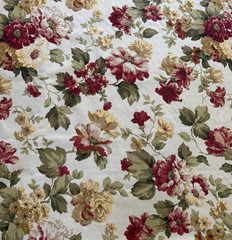 Vintage Magnolia Home Fashion Fabric 1998 Floral Cotton Designer Irregular Cut