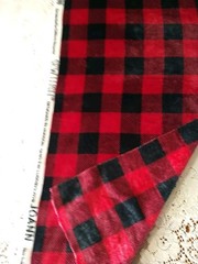 REMNANT Red Black Buffalo Plaid SEW LUSH FLEECE FABRIC 43″ x19″
