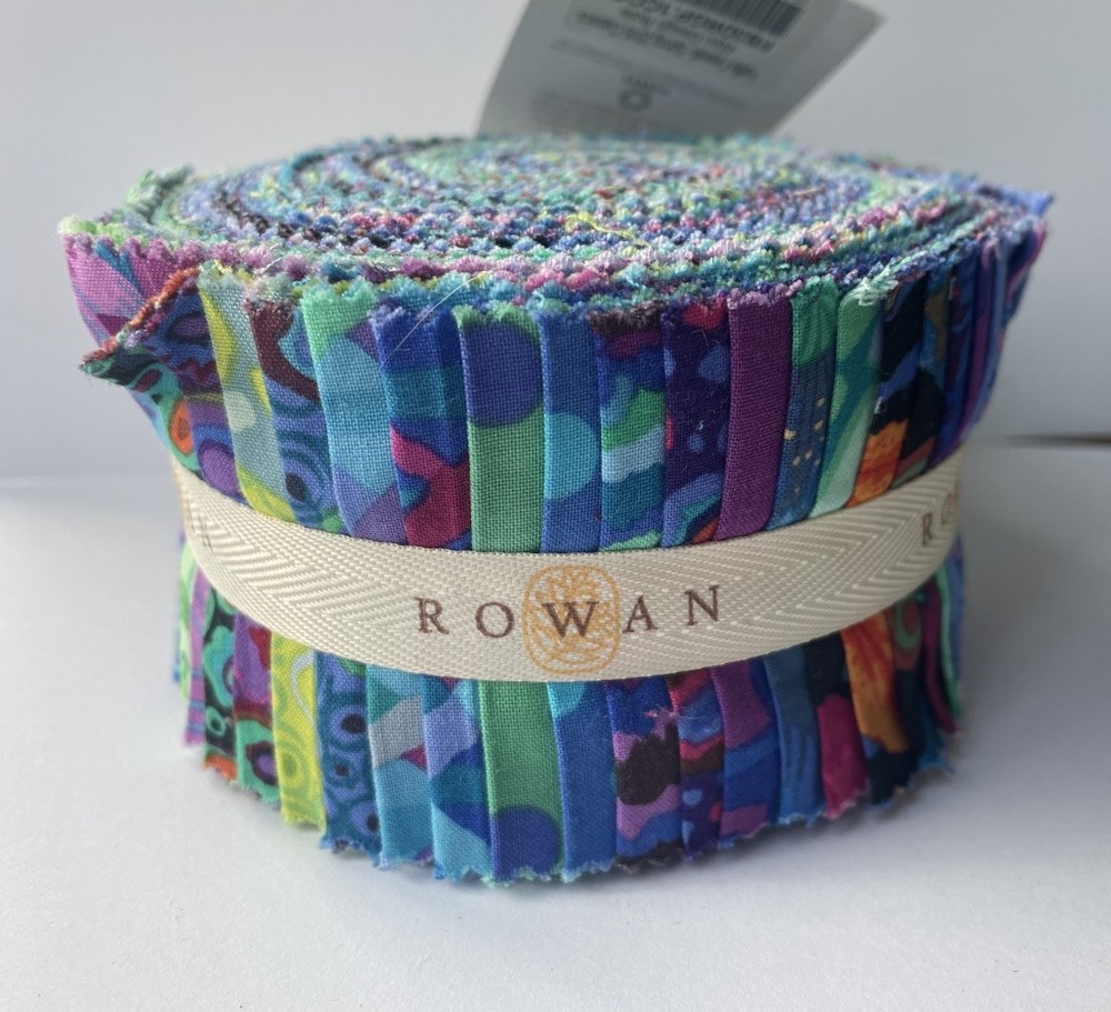 Rowen The Kaffe Fassett Collective Spring 2016 Classics 40pc Design Rolls Cools
