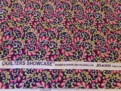 3/4 YD X44″ VINTAGE QUILTER SHOWCASE BLACK MAGENTA PAISLEY JO-ANN NEW COTTON#870
