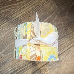 Free Spirit Precut Cotton Floral Jelly Roll 2.5″ Strips Fabric Multicolor