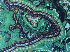 JOANN FABRIC~Buttercream~RICH GREEN PAISLEY~Gold Trim~ROYAL FLOURISHES~Pointy~