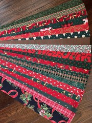 20 Jelly Roll Christmas Fabric- 2.5” x a Variety Of Lengths 30”-42” Vintage