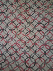 3 Yds WAVERLY Cream/Pink/Gray Interlocking Circles Heavy Twill, Price is BTY