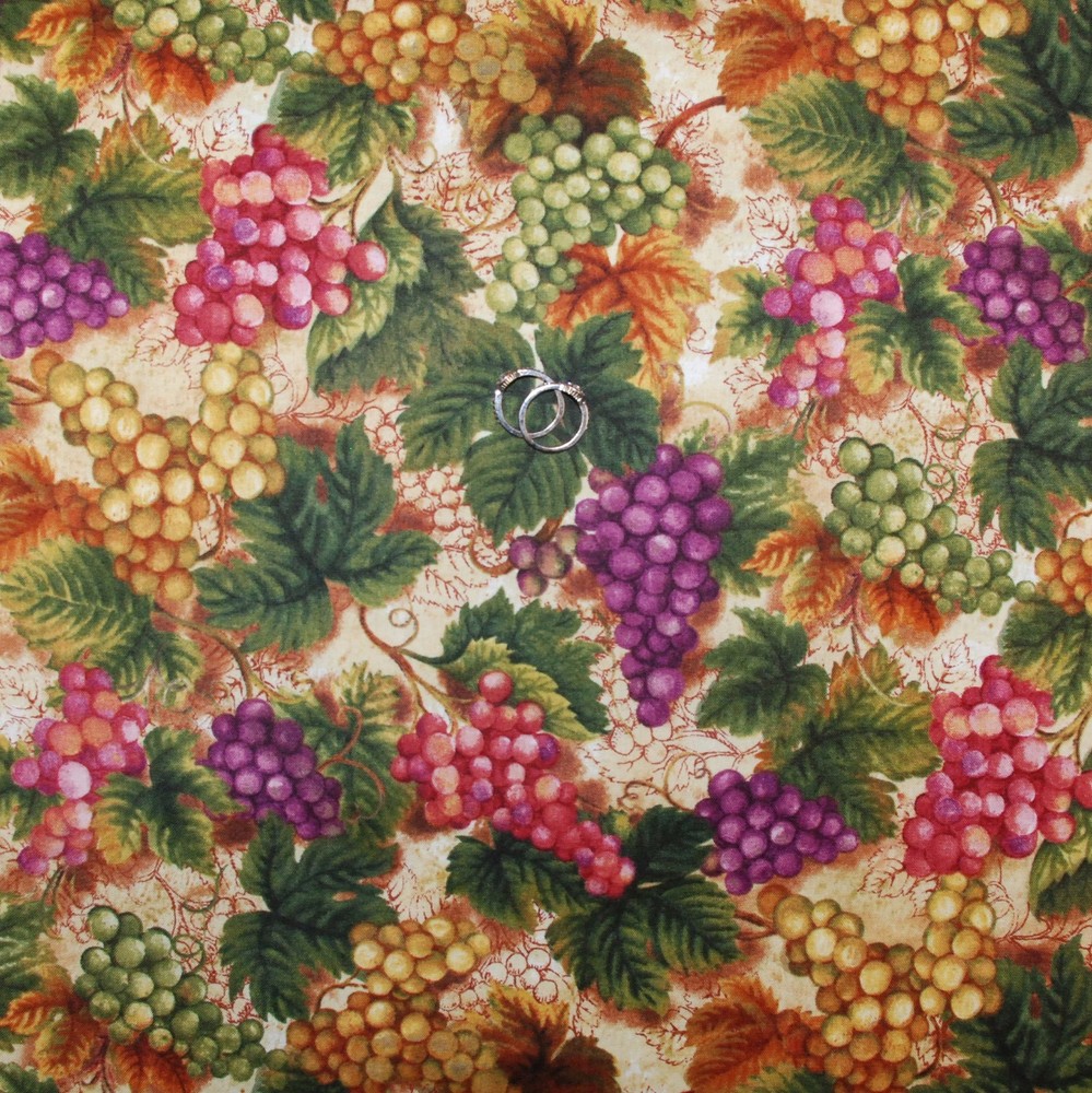 BonEful Fabric Cotton Quilt Purple Grape Fruit Green Leaf Flower Garden NY SCRAP