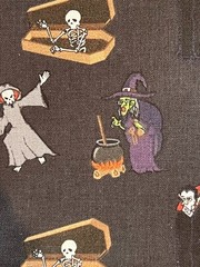 Quilting Fabric Lot – Halloween, 10 Fat Quarters + 1 FREE!