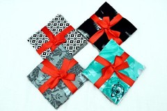 100 Assorted pre cut charm pack squares 100% cotton fabric quilt scrap