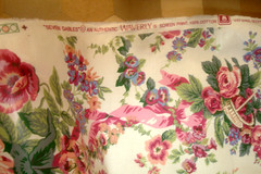 1 of 20 yds Waverly Chintz Fabric Seven Gables Rememberance Roses Upholstery 54″