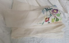 VTG Madeira Tablecloth linen & organza appliqued & embroidered flowers 68 /110